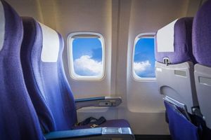 Лучшие места в самолете: как не «пролететь» при их выборе фото