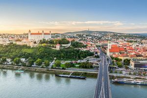 Братислава – столиця трьох держав фото